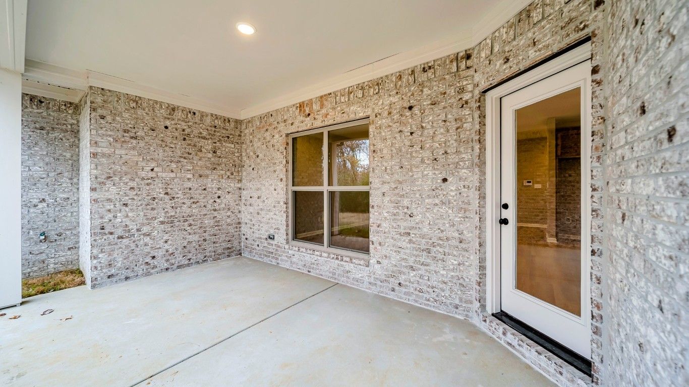 Foxberry Creek por D&D Custom Homes en Jackson Tennessee