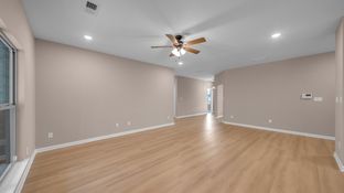 Ripleyjohnston's Place por D&D Custom Homes en Jackson Tennessee