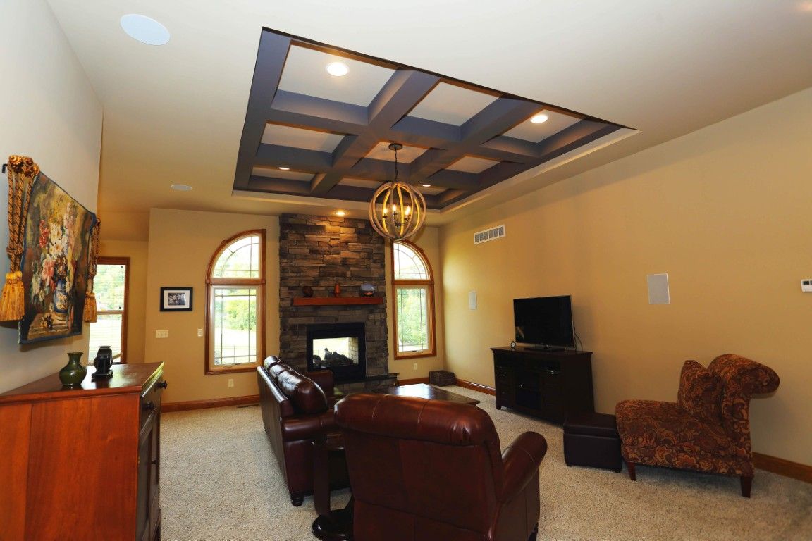 casa en The Bold Company por The Bold Company