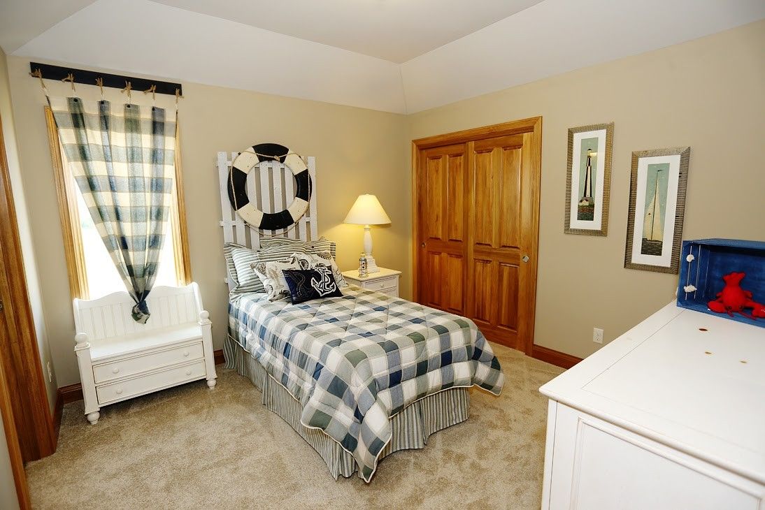 casa en The Bold Company por The Bold Company