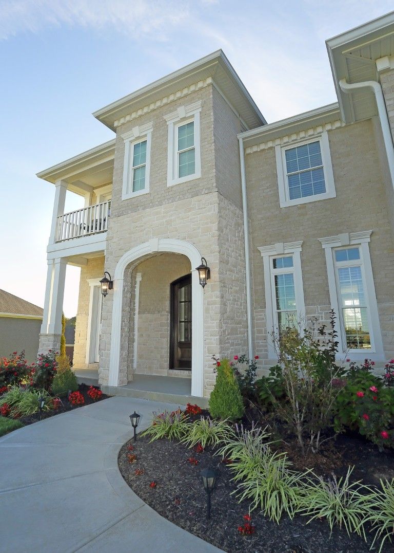 casa en The Bold Company por The Bold Company