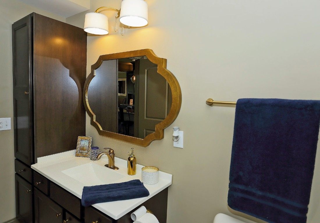 casa en The Bold Company por The Bold Company