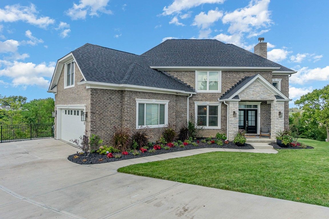 casa en The Bold Company por The Bold Company