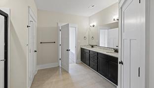 The Retreat At Harbour Cove por WeldenField & Rowe en Norfolk-Newport News Virginia