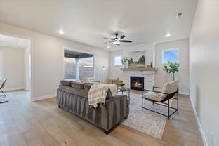 Tanninen Homes por Tanninen Homes en Richland Washington
