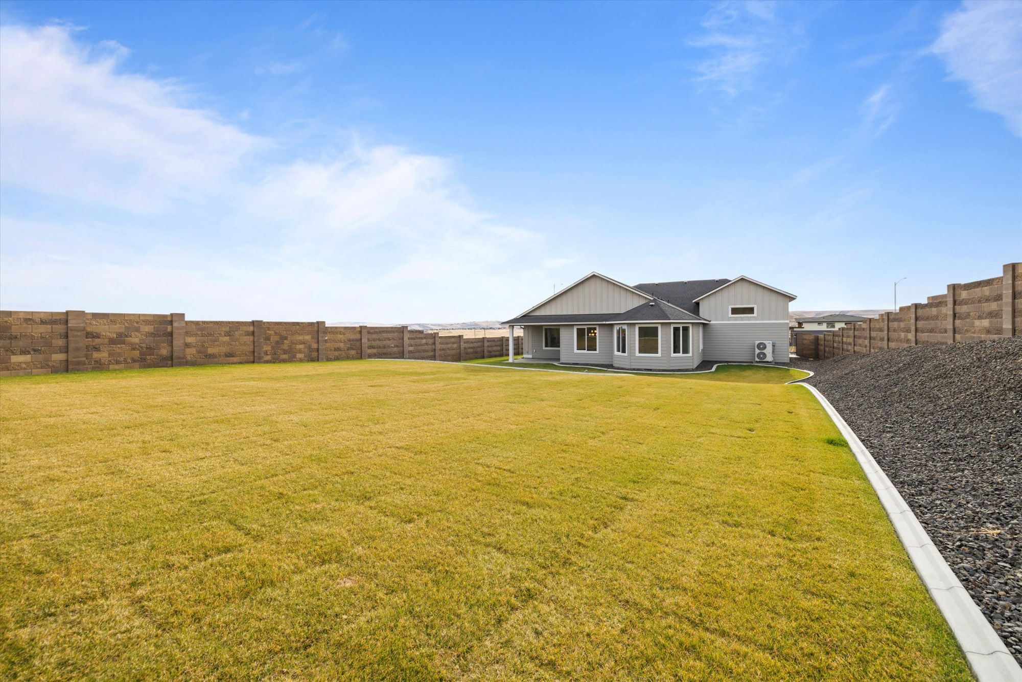 3742 Highview St Richland. Richland, WA 99352