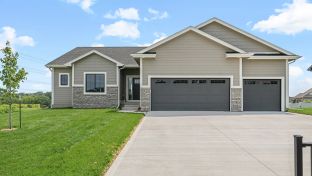 Plan Unknown - Willow Hills: Urbandale, Iowa - Sage Homes