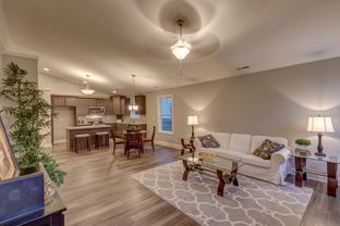 2001 – 2500 SQ por Haddix Construction, LLC en Lexington Kentucky