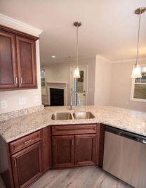 Freedom Family Homes por Freedom Family Homes en Fayetteville North Carolina
