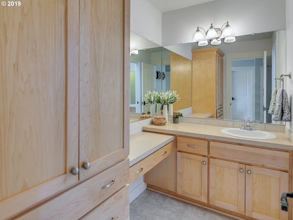 casa en LaLonde West Cottages por Karlsen Homes, LLC