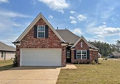 Magnolia - Pine Wood: Southaven, Tennessee - Sky Lake Construction