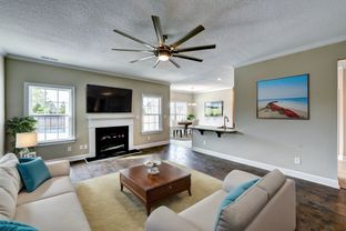 Red Door Homes por Red Door Homes en Florence South Carolina
