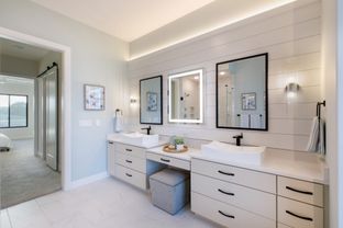 Oak Creek por Paul Gray Homes en Wichita Kansas