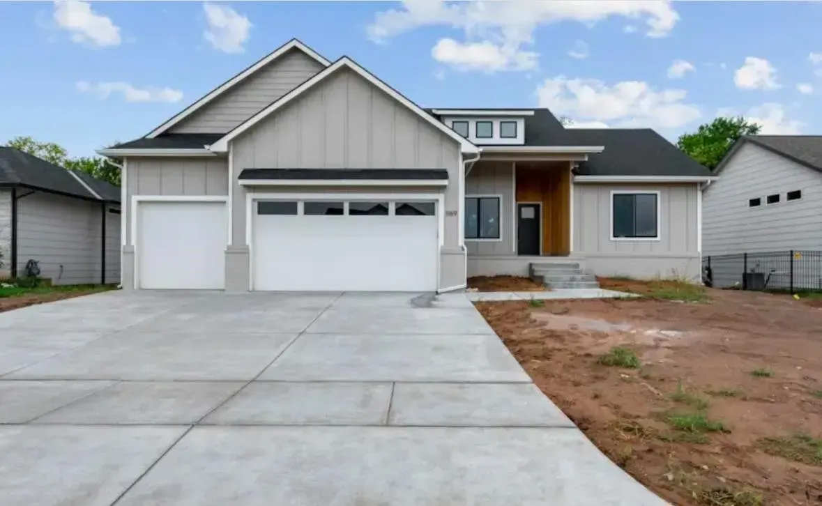 349 N Fielding Derby. Derby, KS 67037