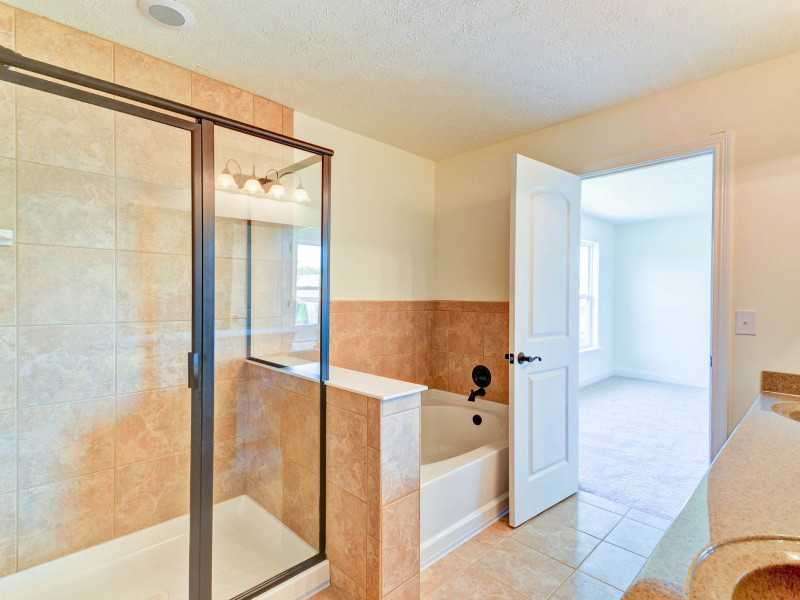 casa en Liberty Lakes por Beacon Builders