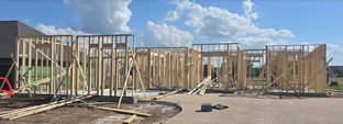 Greens Prairie Reserve por Ridgewood Custom Homes en Bryan-College Station Texas