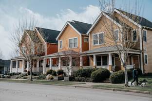 Salem por Olsen Communities LLC en Salem Oregon