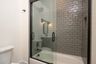 casa en Front Light Building Company por Front Light Building Company