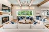 casa en Diyanni Homes por Diyanni Homes