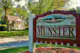Munster por Steiner Homes Ltd. en Gary Indiana