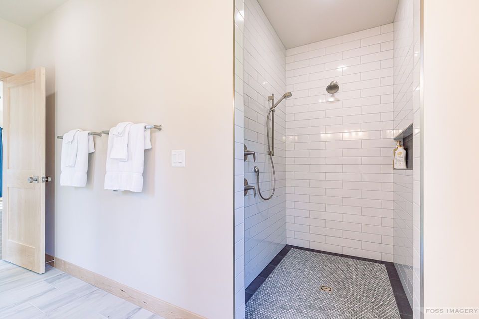 Artisan Craft Homes por Artisan Craft Homes en Madison Wisconsin