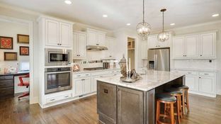 Harcrest Homes LLC por Harcrest Homes LLC en Atlanta Georgia