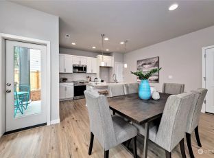 Shadowhawk por MTT Homes en Bremerton Washington