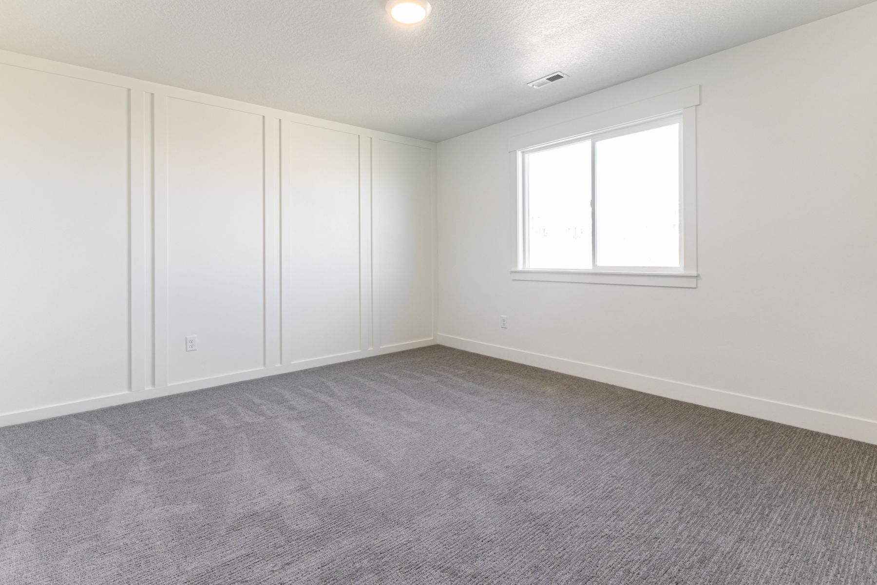 2813 Jarans Honor Dr. South Jordan, UT 84095