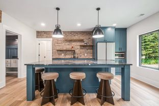Sheffield’s Way por 56 West Homes en Grand Rapids Michigan
