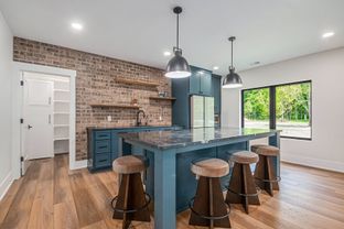 Sheffield’s Way por 56 West Homes en Grand Rapids Michigan