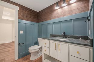 Sheffield’s Way por 56 West Homes en Grand Rapids Michigan