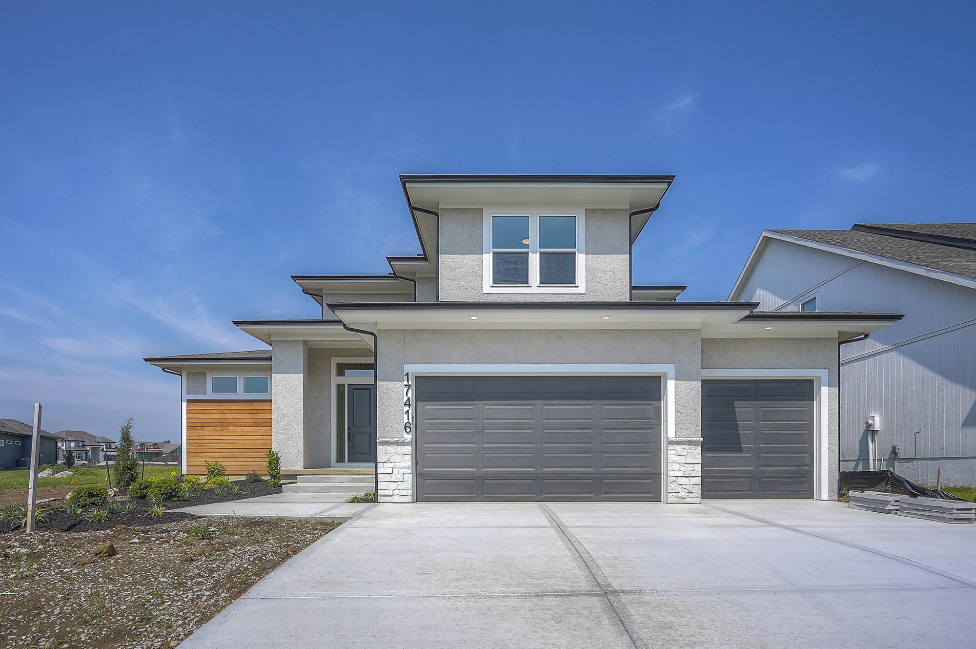 casa en Warranty Info por Rob Washam Homes