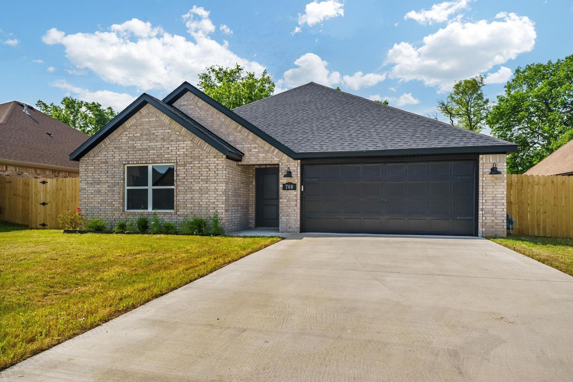 The Elements por Sunrise Homes en Fayetteville Arkansas