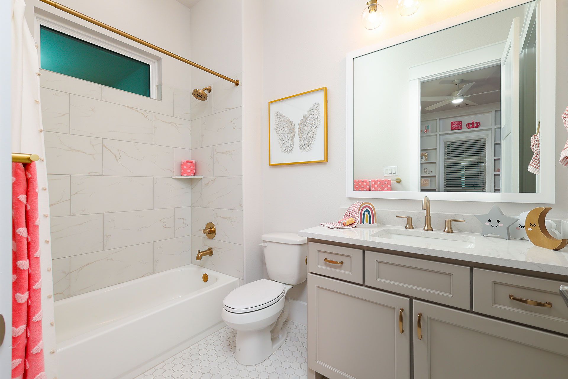 casa en Sierra Classic Custom Homes por Sierra Classic Custom Homes