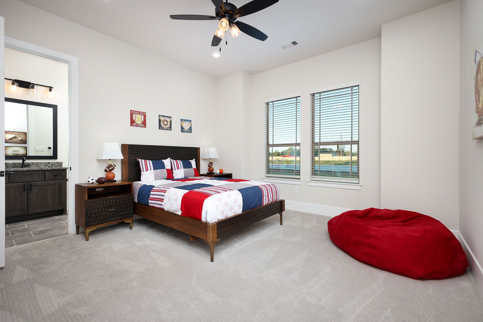 casa en Sierra Classic Custom Homes por Sierra Classic Custom Homes