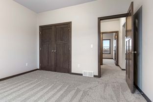 2647 Lawrence Lane Neenah Kendall - Wildwind 2: Hortonville, Wisconsin - Van’s Realty & Construction