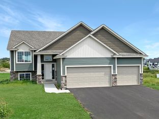 Boulder Heights por Eternity Homes en Minneapolis-St. Paul Minnesota