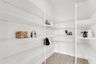 casa en Find Your Home por Sunrise Homes, Inc