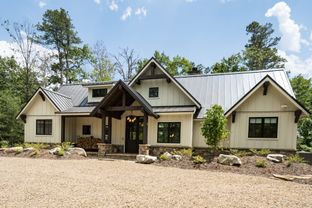 Lake James Custom Homes, LLC por Lake James Custom Homes, LLC en Asheville North Carolina