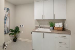 Luxe - Kirkland, WA