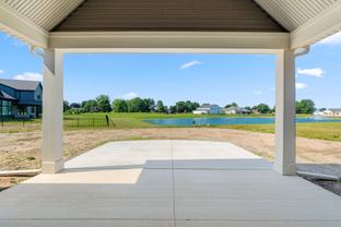 Cascata Estates por Bob Buescher Homes en Fort Wayne Indiana