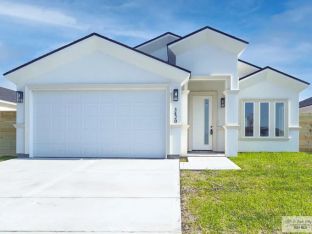 The Highland Heights por Edward"s Homes en Rio Grande Valley Texas