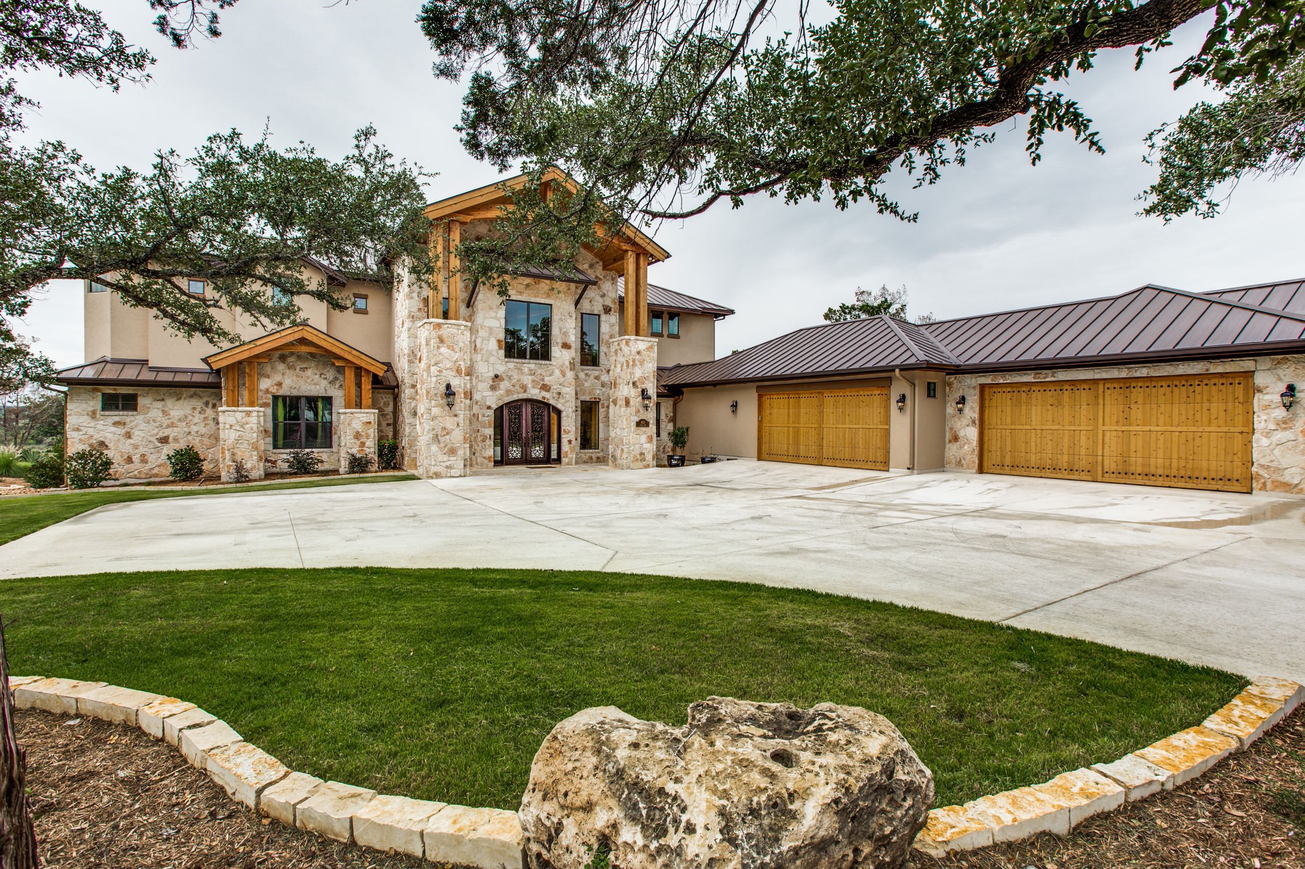 casa en Genuine Custom Homes por Genuine Custom Homes