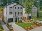 casa en Crown Hill por Mirra Homes, LLC