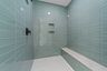 casa en Royalty Homes Inc. por Royalty Homes Inc.