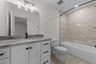casa en Royalty Homes Inc. por Royalty Homes Inc.