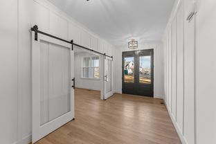 Royalty Homes Inc. por Royalty Homes Inc. en Raleigh-Durham-Chapel Hill North Carolina