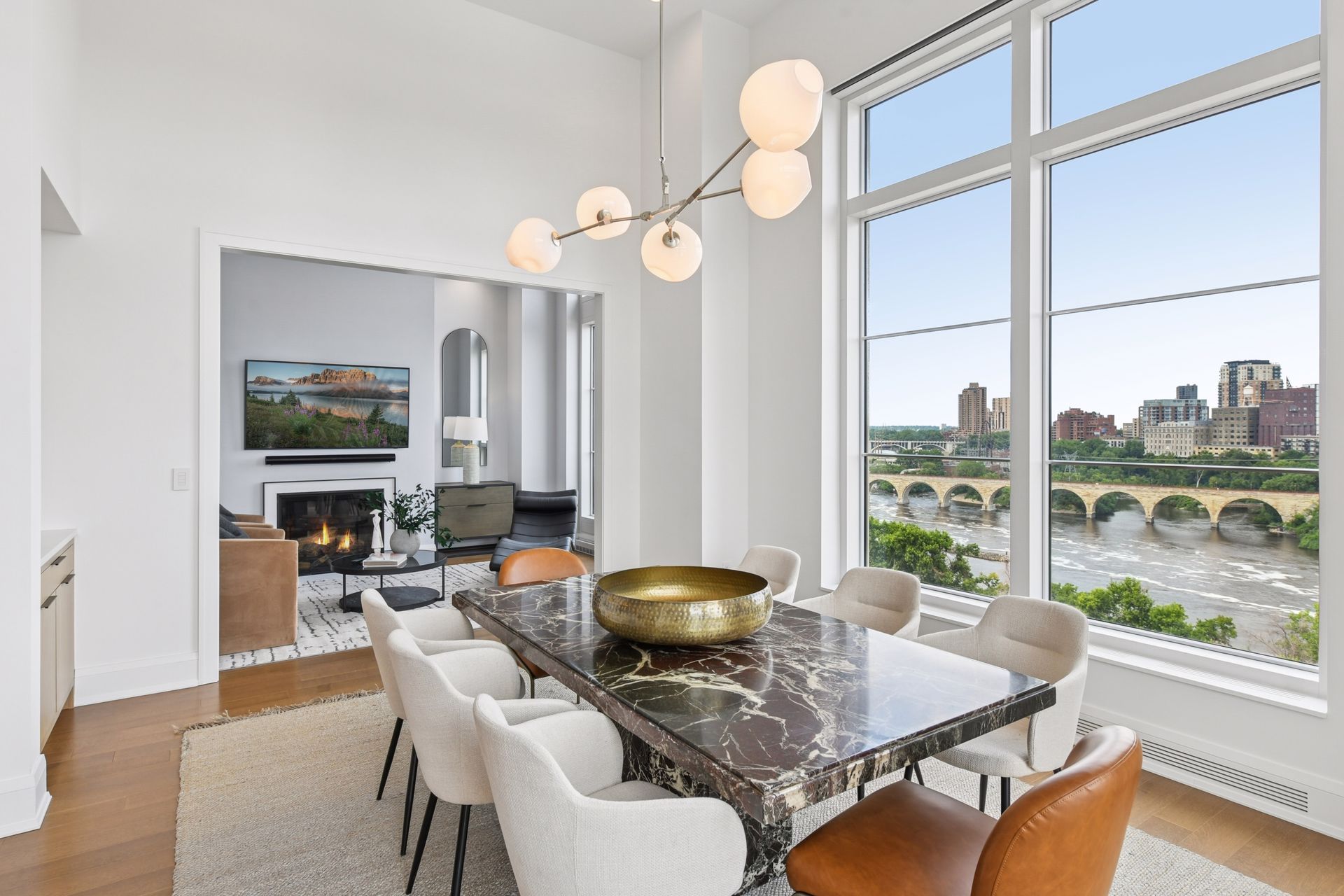 Plan Unknown - Eleven: Minneapolis, Minnesota - Eleven