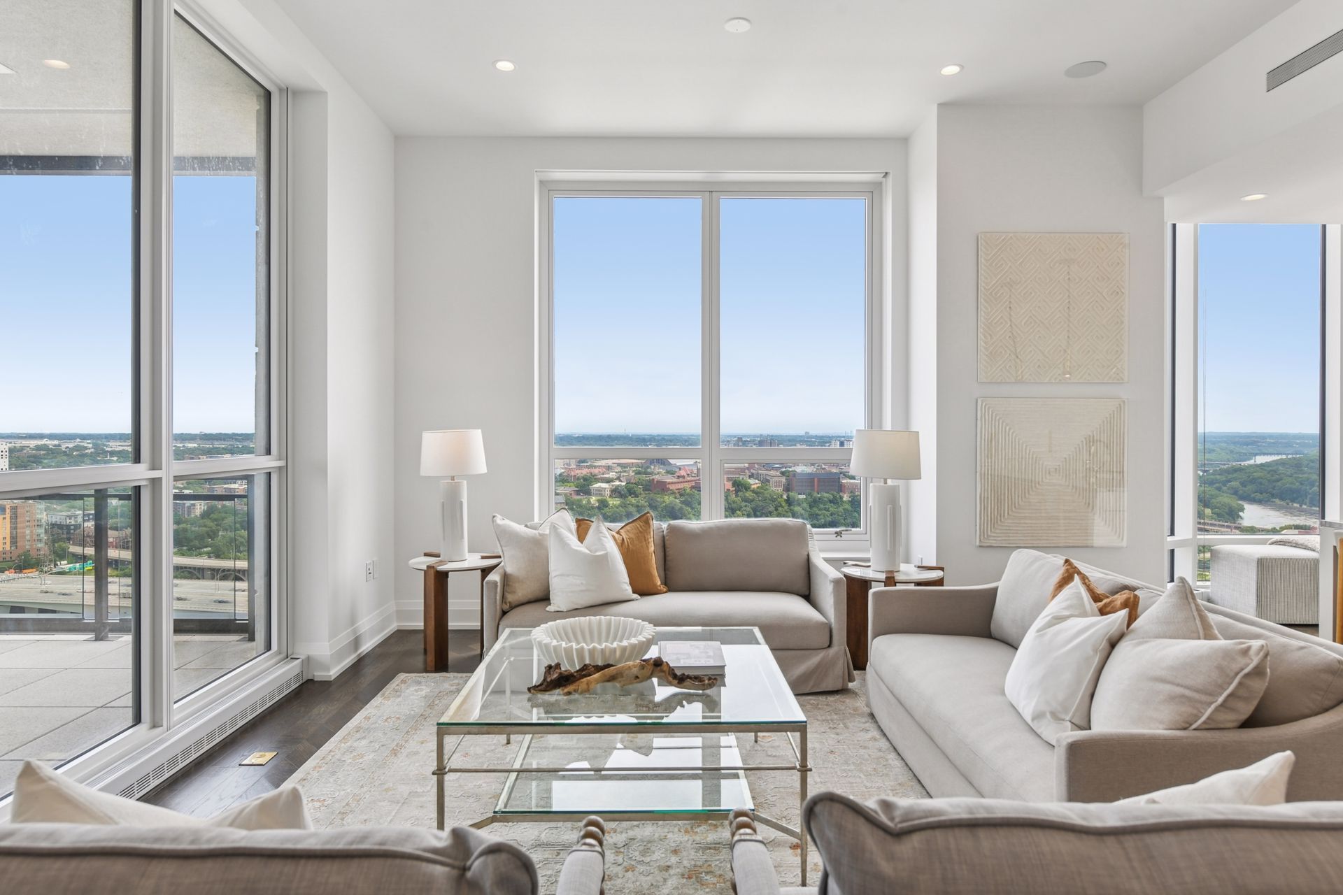 Plan Unknown - Eleven: Minneapolis, Minnesota - Eleven