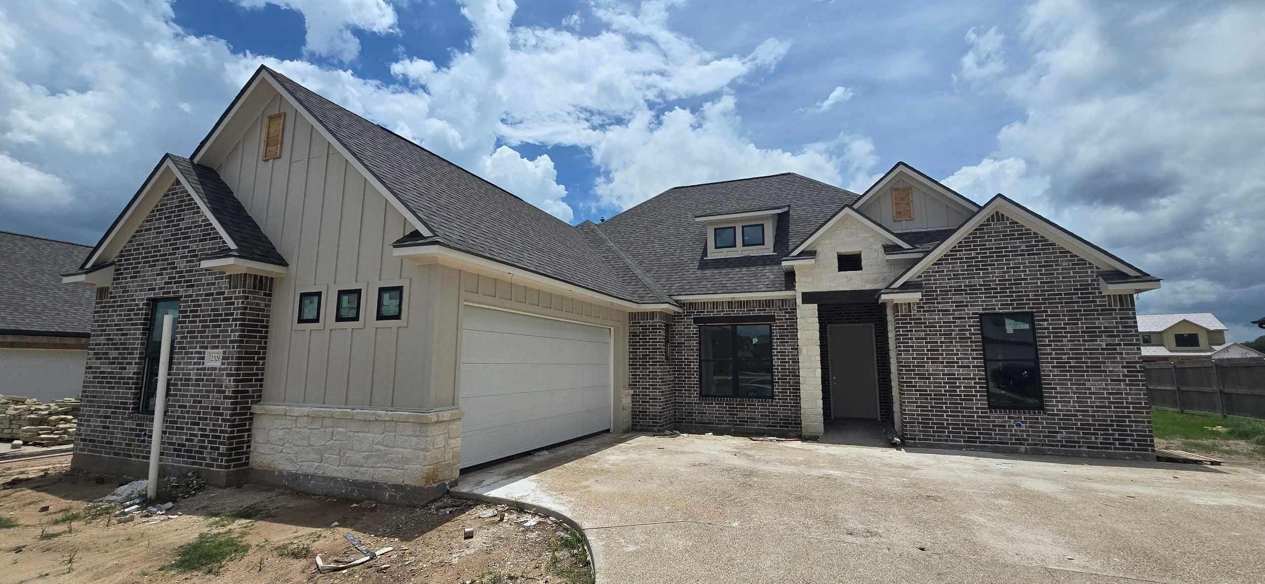 Greens Prairie Reserve por Ridgewood Custom Homes en Bryan-College Station Texas